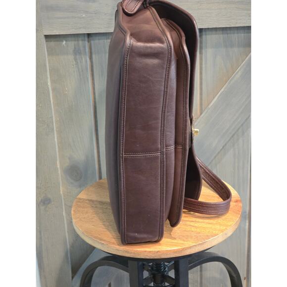 Vintage Coach Metropolis Brief #5180 Mahogany - Picture 4 of 8